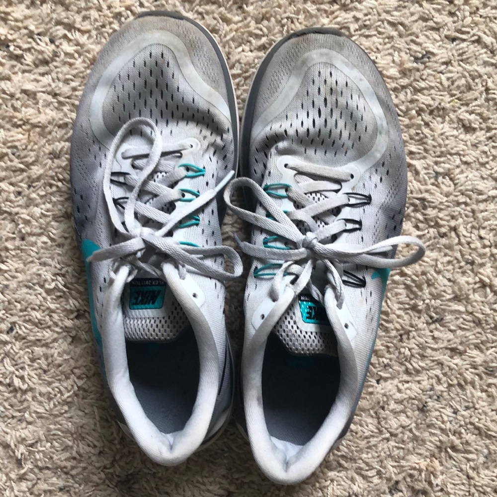 Nike Flex Run 2017 Running Shoe Size 10 Womens